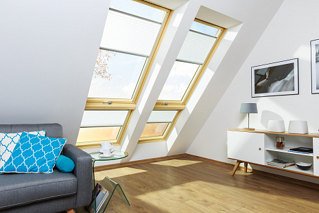 Объект из С комбинированной системой открывания preSelect Max Fakro FPP-V U3 PRESELECT MAX